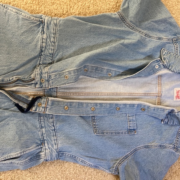Levi’s Short Sleeve Light Wash Denim Romper, Size M - Picture 5 of 7
